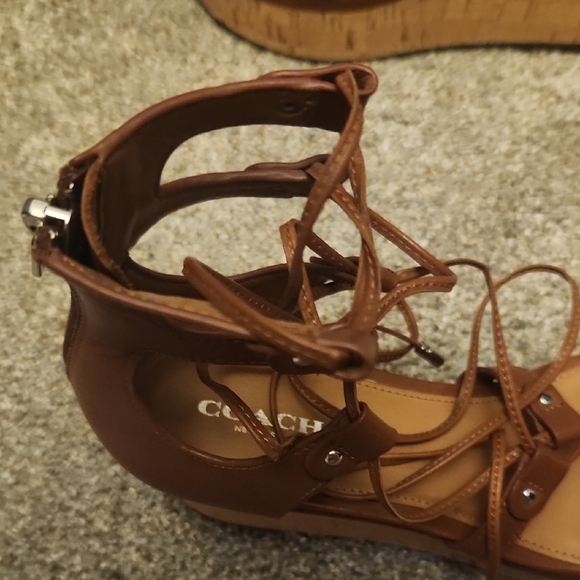 Coach Brown Leather Wedges with Lace Up Gladiator Style Luxury Sz 7 Classic